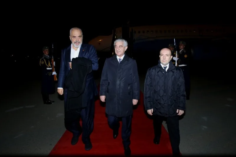 Albaniyanın Baş naziri Azərbayca GƏLDİ
