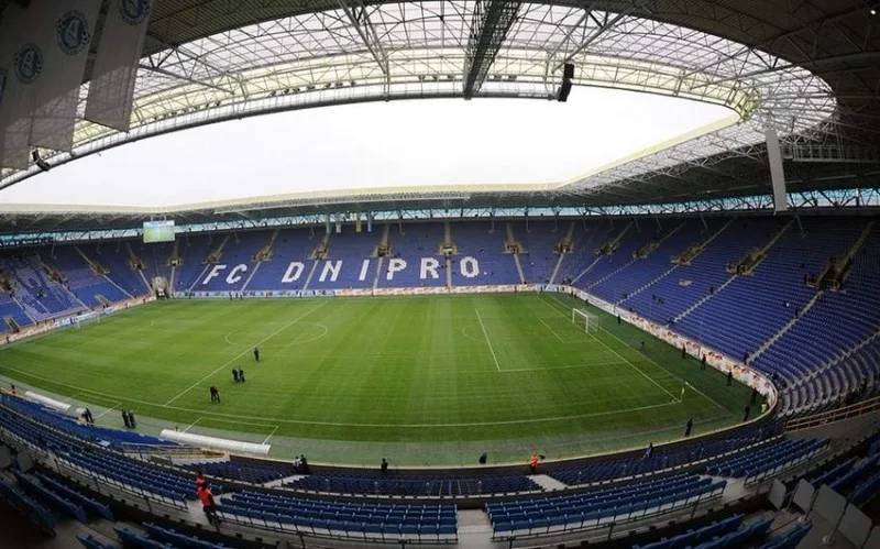 Ukraynanın ən böyük stadionlarından biri hərraca çıxarılıb