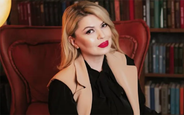 Qara saçı Zümrüdə yaraşdırmadılar - FOTO