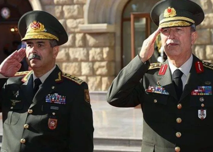 Müdafiə naziri Türkiyəyə səfər etdi
