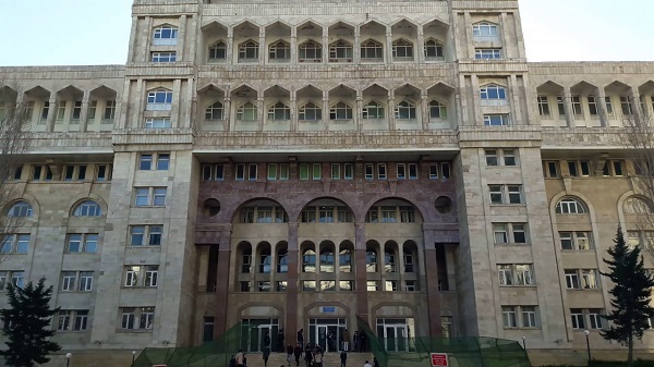 Bu universitetin tələbələri işlə təmin olunacaqlar