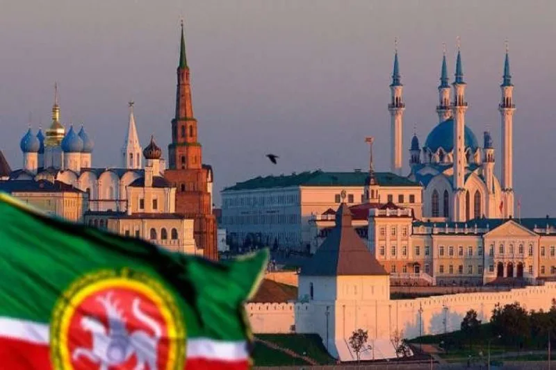 Kremldən Tatarıstan prezidentinin özünü rəis adlandırmasına MÜNASİBƏT