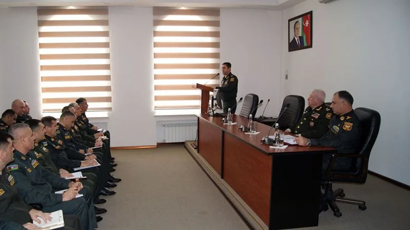 Hərbi xidmətdə fərqlənənlər təltif olundular - FOTOLAR