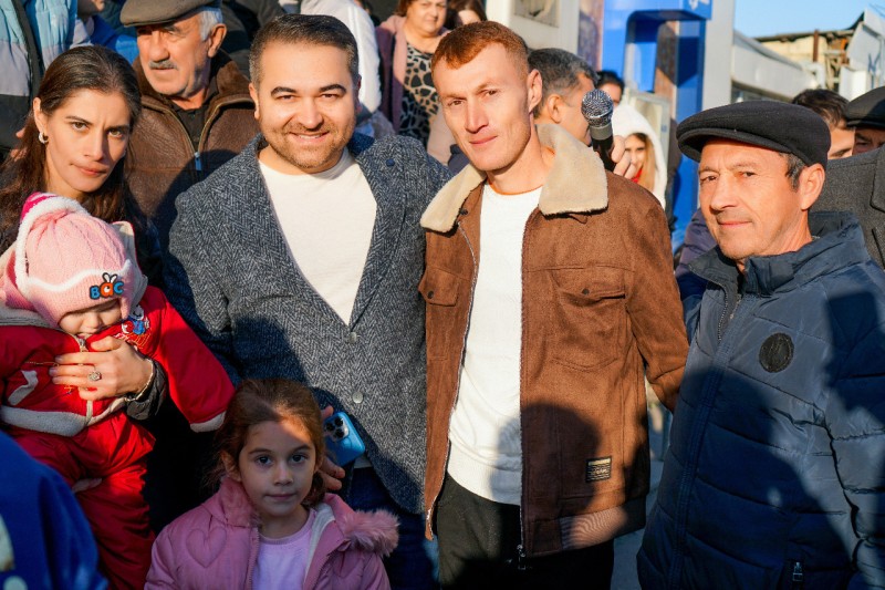 "Final" qalibə avtomobil verdi