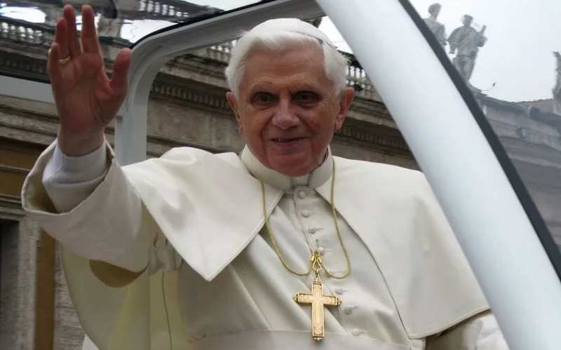 Papa XVI Benedikt bu tarixdə dəfn ediləcək