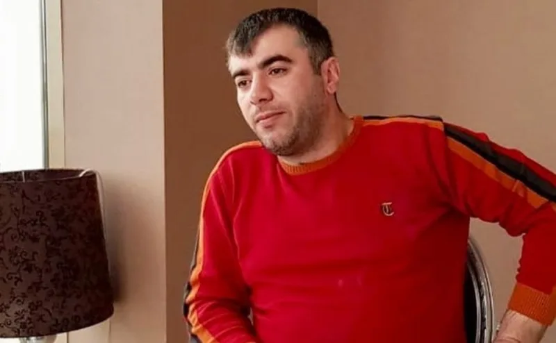Rəşad Dağlının oğlunun adından DƏLƏDUZLUQ
