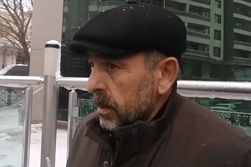Nazirlik qarşısında etiraz edən şəhid atasının probleminə aydınlıq gətirildi