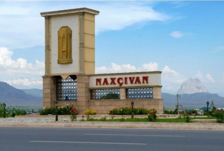 Naxçıvanda TƏMİZLƏMƏ: Bu şəxslər vəzifədən azad olundu