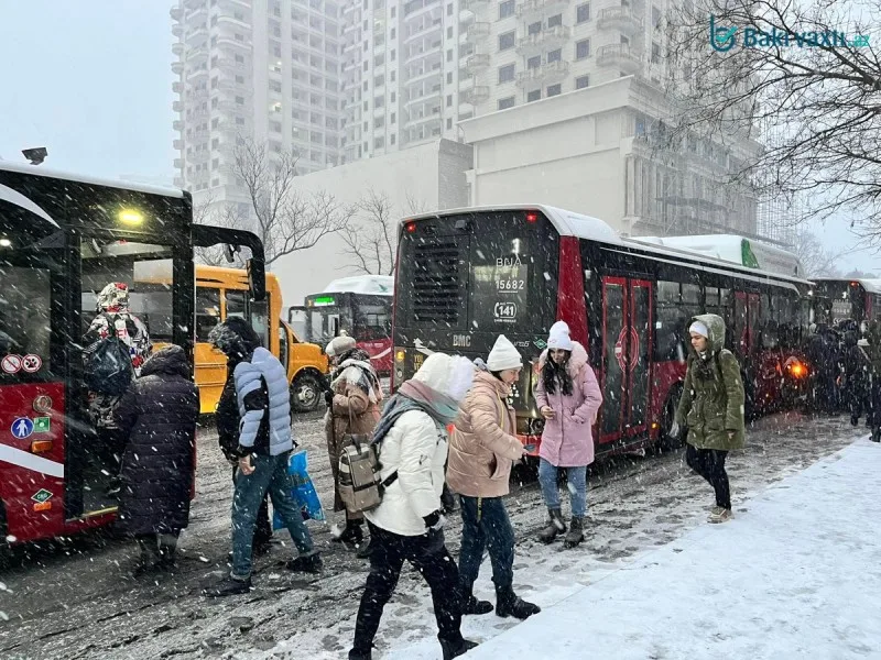 124 avtobus mənzil başına GECİKİR