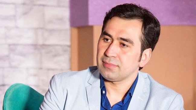 Elton Azərbaycandan köçüb?
