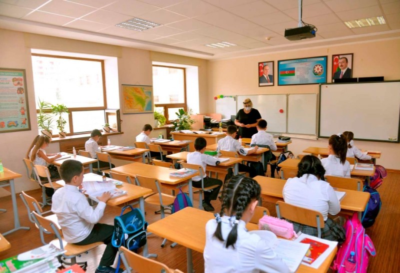 Şagirdlərin yerdəyişməsi dayandırıldı