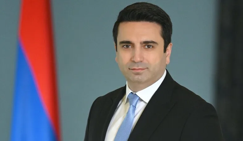 Alen Simonyan məhkəmədə dindirildi
