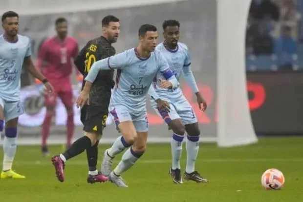 Ronaldo ilə Messi qarşıdurması: 9 qol vuruldu