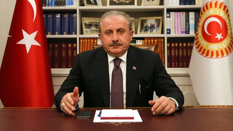 Mustafa Şentop 20 Yanvar şəhidlərinin xatirəsini yad etdi