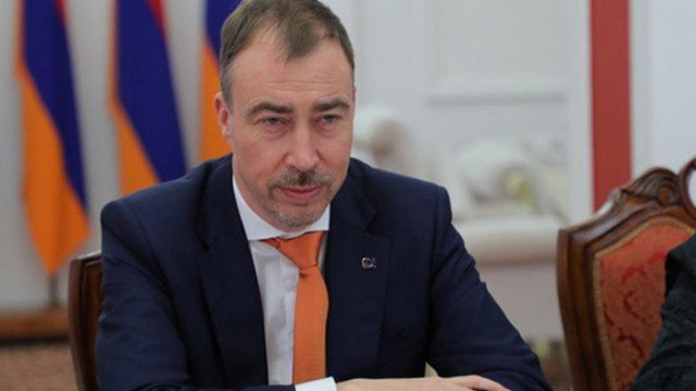 Toivo Klaar Ermənistandadır