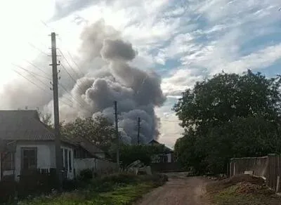 Ukrayna 200 kadırovçunun olduğu kazarmaya zərbə endirdi
