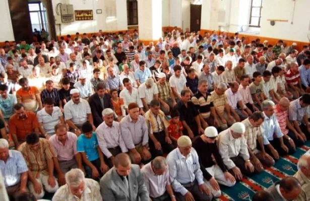 Bakıda Cümə namazında səfirliyimizə edilən hücum pislənildi