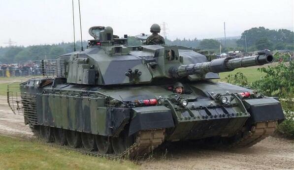 Britaniya: Tanklar bu tarixdə Ukraynaya veriləcək