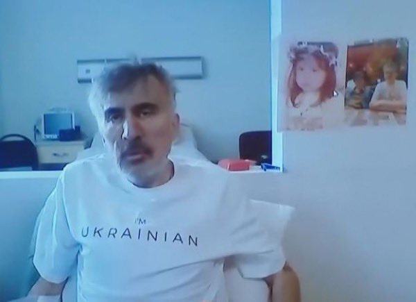 Moldova prezidenti Saakaşvilinin vəziyyətindən narahatdır
