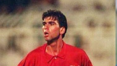 Məşhur futbolçu oğlu ilə birlikdə zəlzələdə öldü