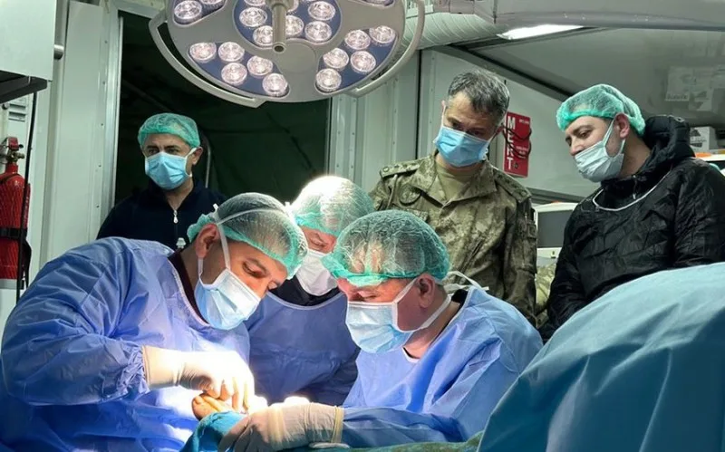 Hərbi həkimlərimiz Kahramanmaraşdadırlar - FOTOLAR