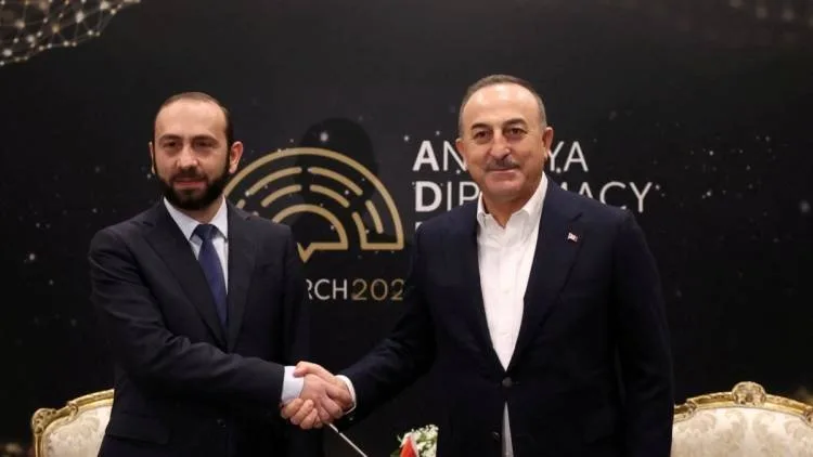 Mirzoyan Türkiyədə Çavuşoğlu ilə görüşəcək
