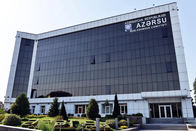 "Azərsu" kommersiya qurumunun hüququnu pozub? - MƏHKƏMƏ BAŞLAYIR