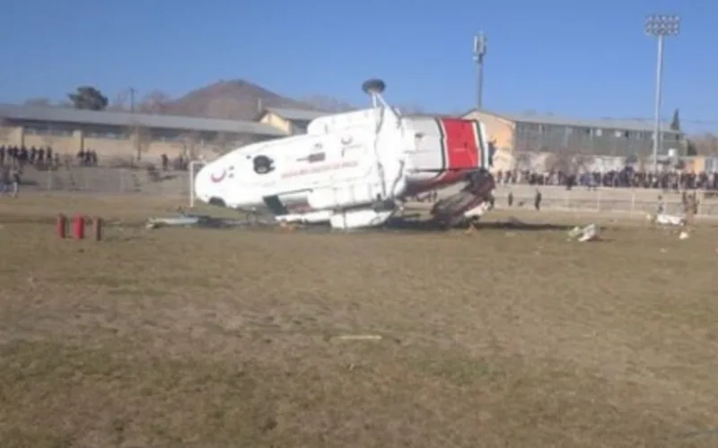 Nazirin olduğu helikopter qəzaya düşdü