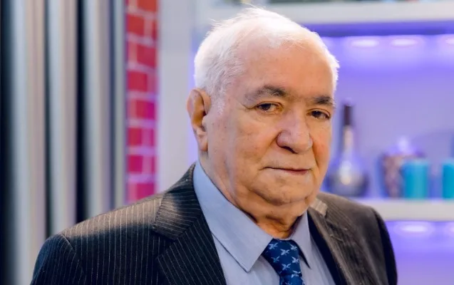 “Sən getdin sevgilinlə yaşamağa, bəs bu iki uşağın gələcəyi?!” - Vahid Əziz