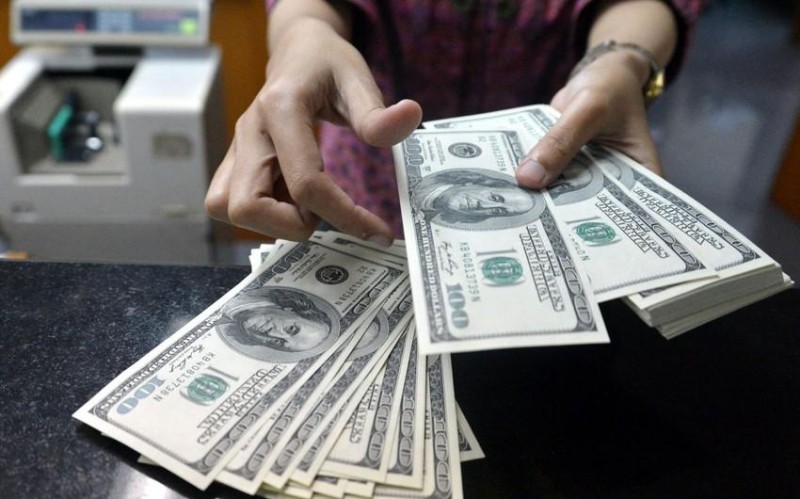 Martın ilk günündə dollar bu qiymətə olacaq