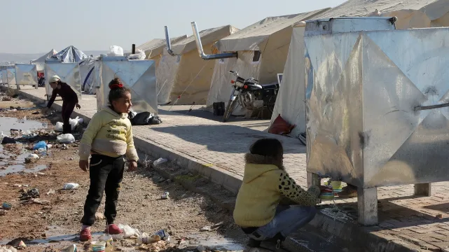 Zəlzələdən sonra vəba epidemiyası başladı - 2 nəfər öldü, 568 nəfər...