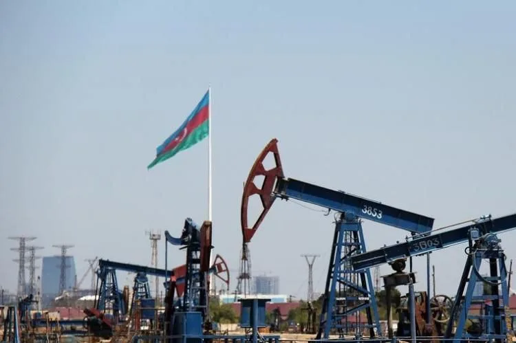 Azərbaycan nefti bahalaşdı