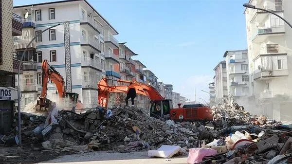 Türkiyənin zəlzələdən zərər çəkmiş bölgələrində 309 min yeni ev tikiləcək