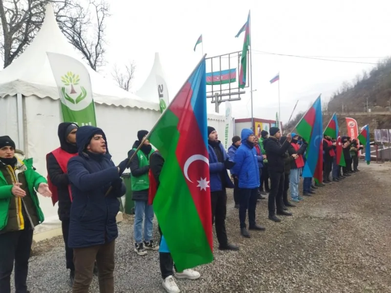 "Ekoloji cinayətə son!" - Aksiyanın 88-ci günü