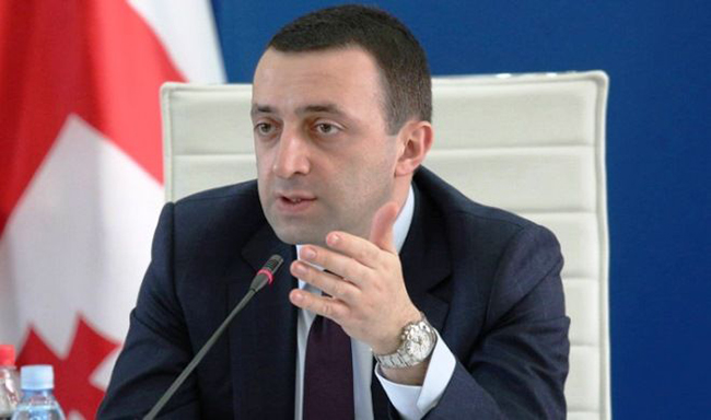 Gürcü deputat Qaribaşvilini söydü