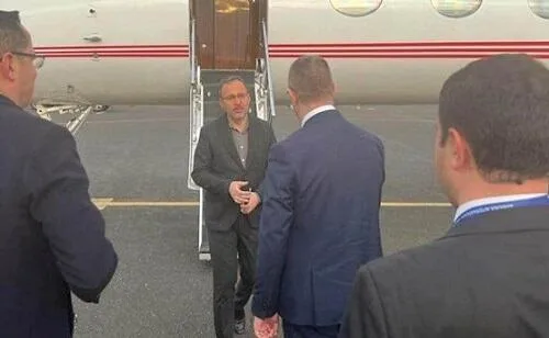Türkiyəli nazir İrəvanda - FOTO