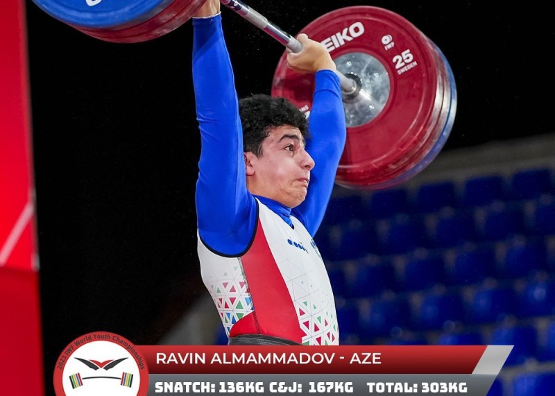 Azərbaycan ağırlıqqaldıranı dünya birinciliyində 3 medal qazandı