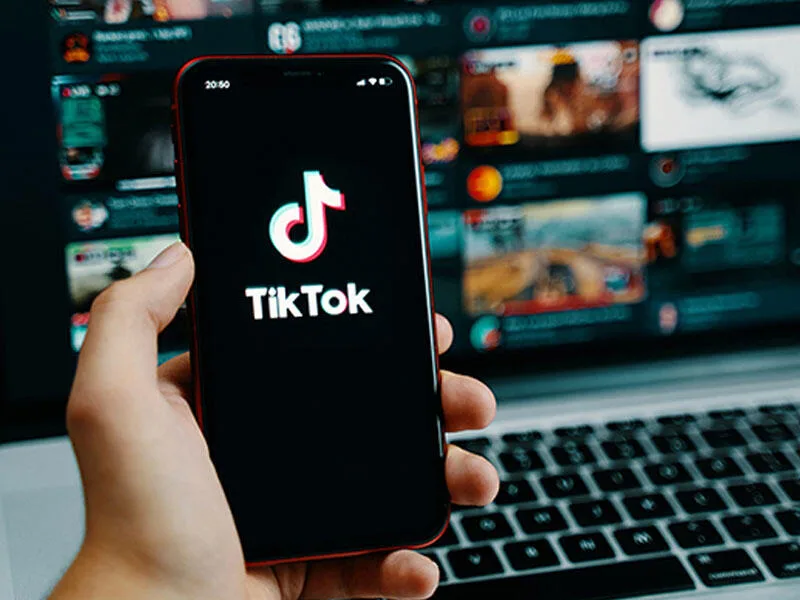 Tiktokun canlı yayımında DAVA - 15 yaşlı oğlan adam bıçaqladı