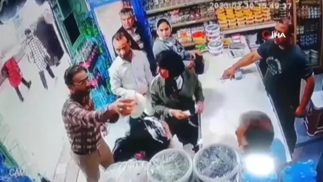 Hicab taxmayan qadınların başına qatıq tökdü