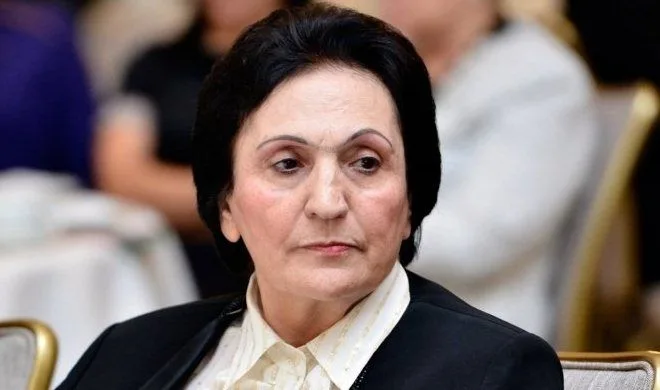 Nurlana Əliyeva: Abır-həyamı itirməmişəm ki...
