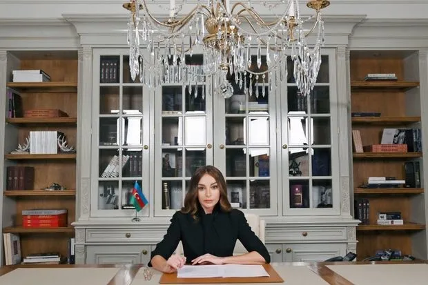 Mehriban Əliyevadan Pasxa bayramı ilə bağlı PAYLAŞIM - FOTO