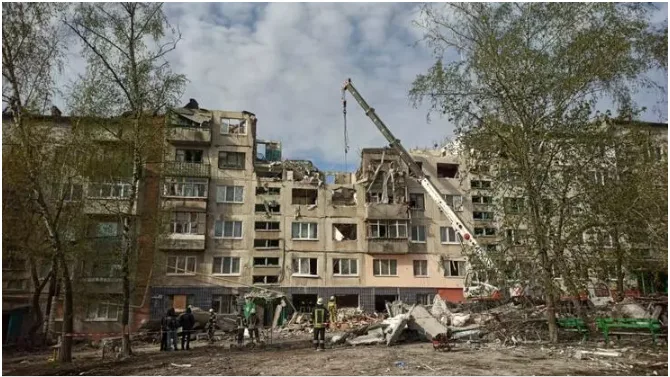 Rusiya Ukraynaya aviasiya bombaları atdı: Ölənlər var