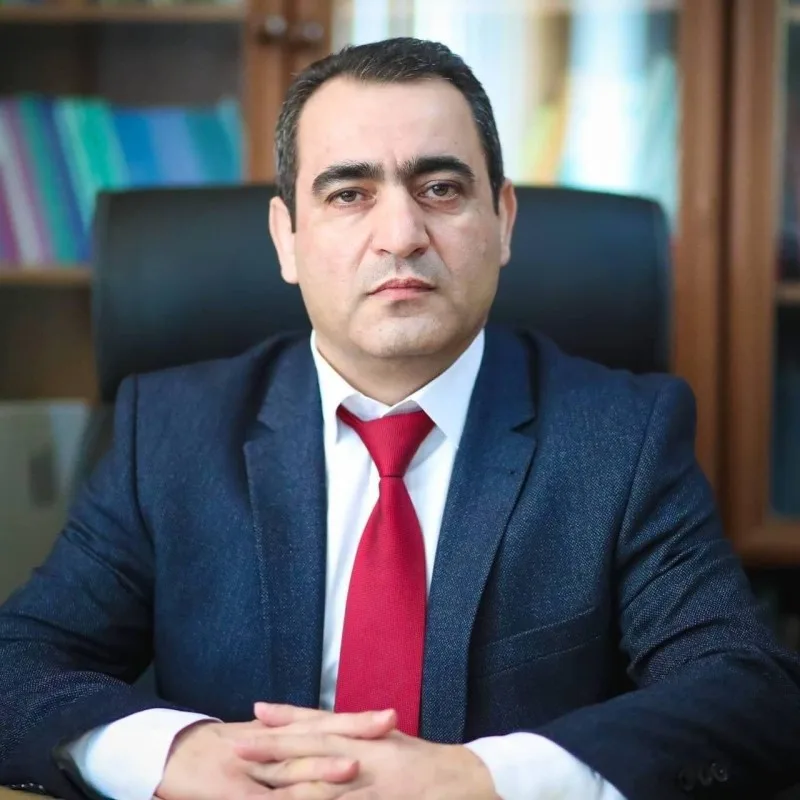 Neft sektoru qeyri-neft ixracatımızı da çiynində daşıyır