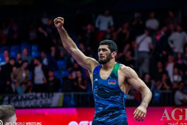 Güləşçimiz Avropa çempionatında gümüş medal qazandı