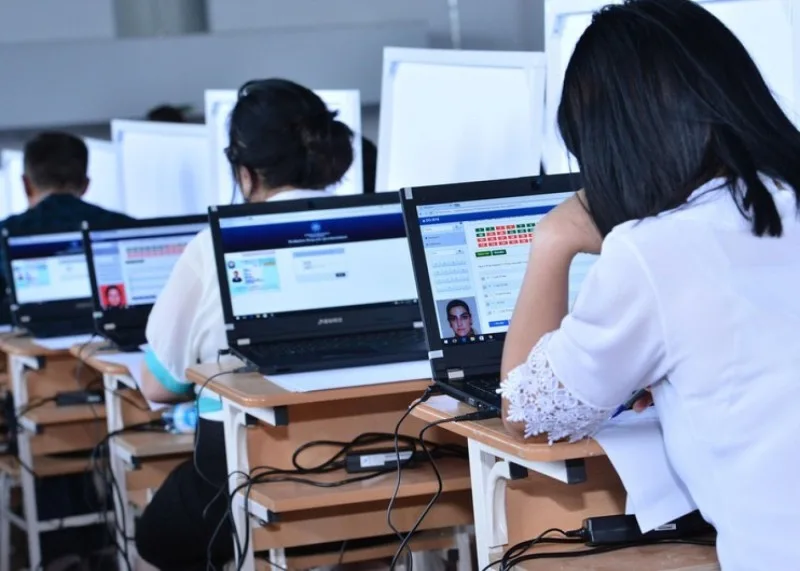 Rezidenturaya qəbul olmaq istəyənlər üçün sınaq imtahanı keçirilib