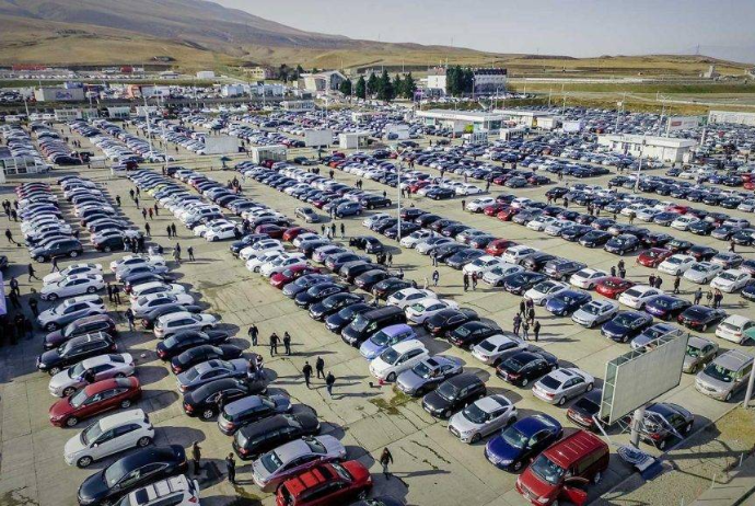 Azərbaycanda bu avtomobillər bahalaşdı