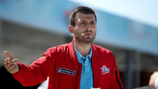“Azərbaycanda “MİQ-29”u idarə etmək həyatımda ən unudulmaz anlardan biri idi” - Səlcuq Bayraktar