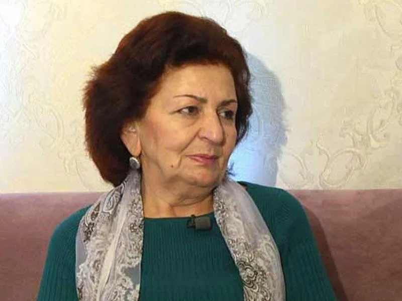 Kubra Əliyevanın bağından oğurluq edildi