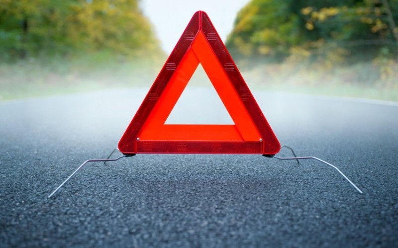 Avtomobil 14 yaşlı yeniyetməni vurdu