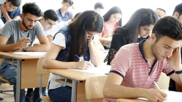 Beş nəfər buna görə qəbul imtahanından xaric olundu